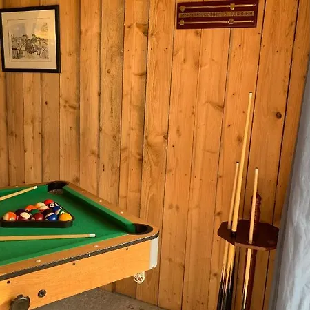 בית נופש Hors Cadre/villa Avec Piscine *