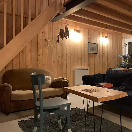 Hors Cadre/villa Avec Piscine