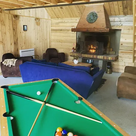 Hors Cadre/villa Avec Piscine Hébergement de vacances *