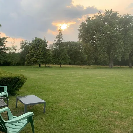 Hors Cadre/villa Avec Piscine *