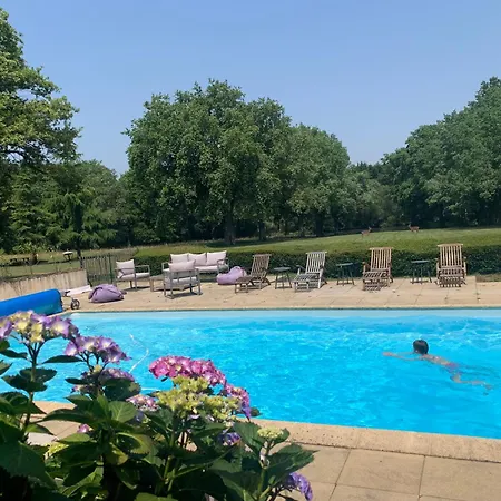 Hors Cadre/villa Avec Piscine Hébergement de vacances