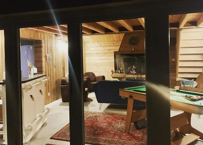 Hors Cadre/villa Avec Piscine